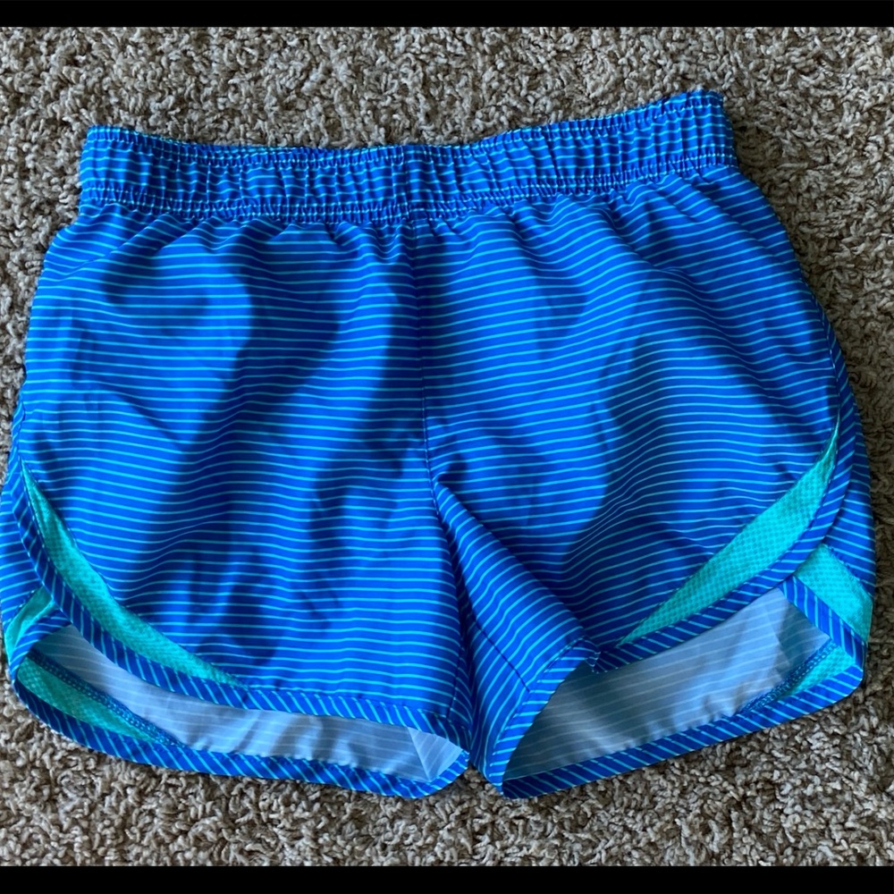 Old Navy active athletic shorts sz XL (14)